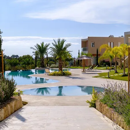 Chloe By Nomads Apartmán *